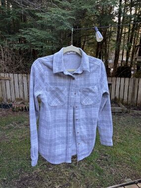 beachlunchlounge Light Gray Plaid Button-Down Shirt